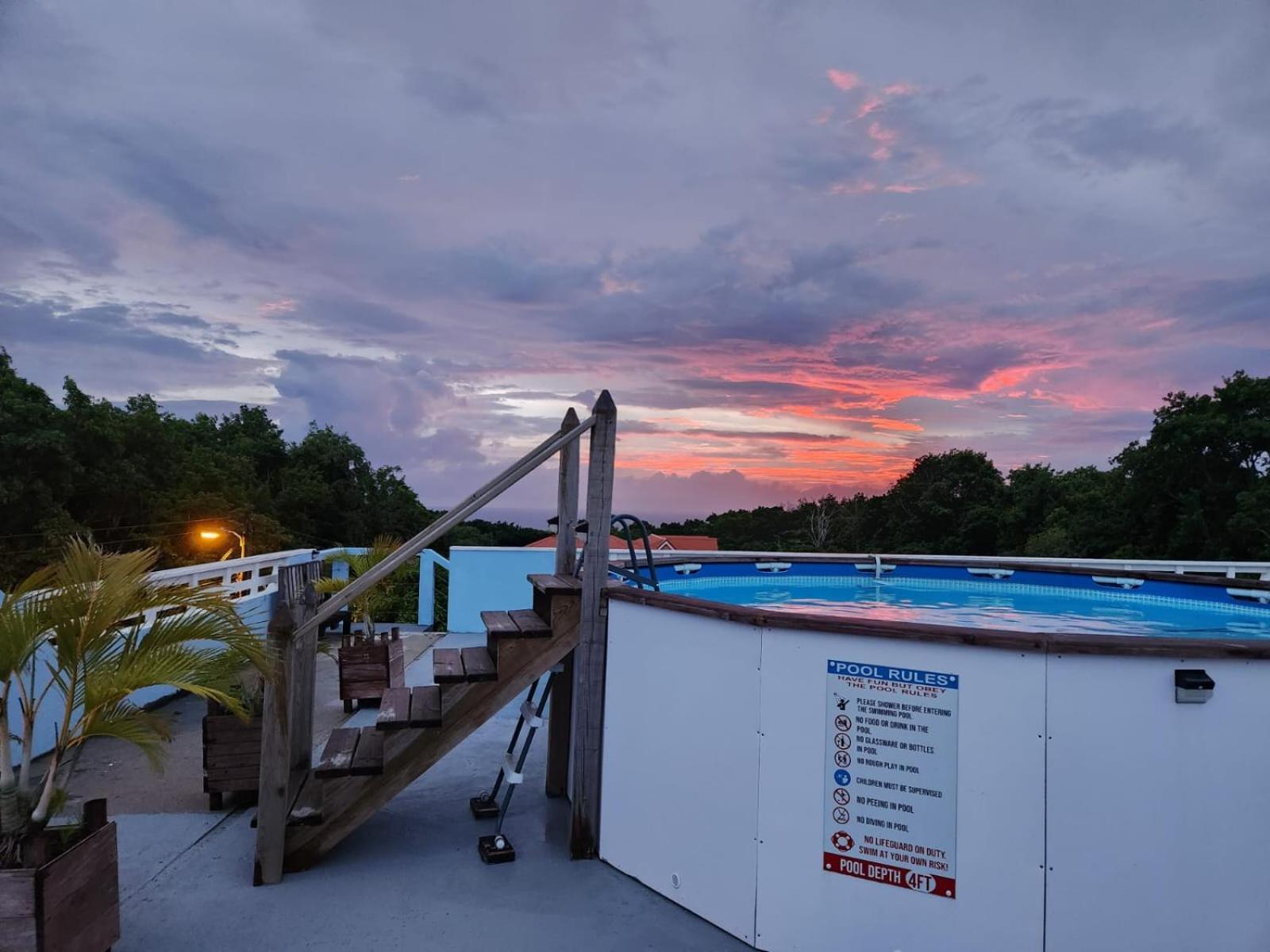Tranquility Suites- Feels Like Home Choiseul Esterno foto
